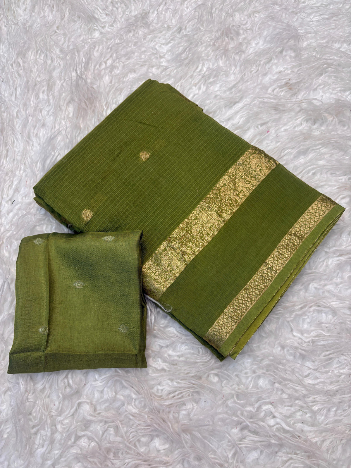 Pure Viscose Kota Doriya Saree with Jacquard Weaving Border