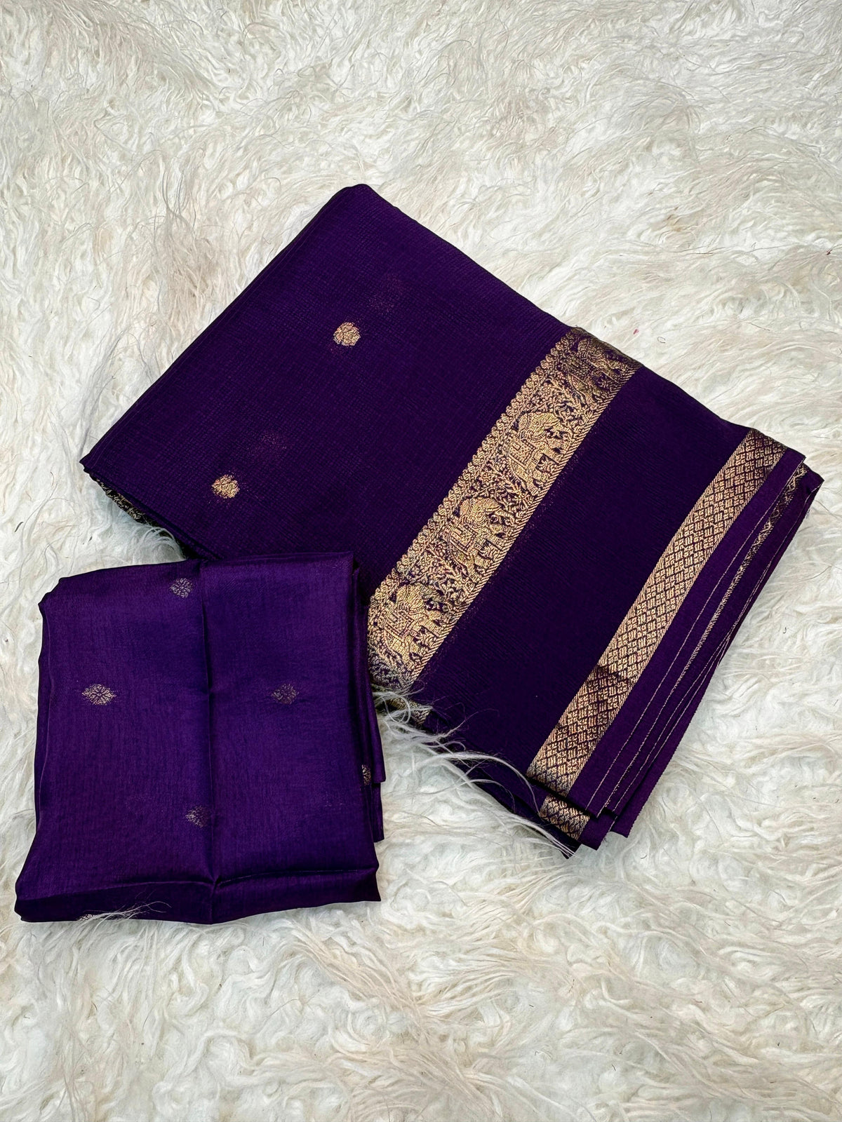 Pure Viscose Kota Doriya Saree with Jacquard Weaving Border