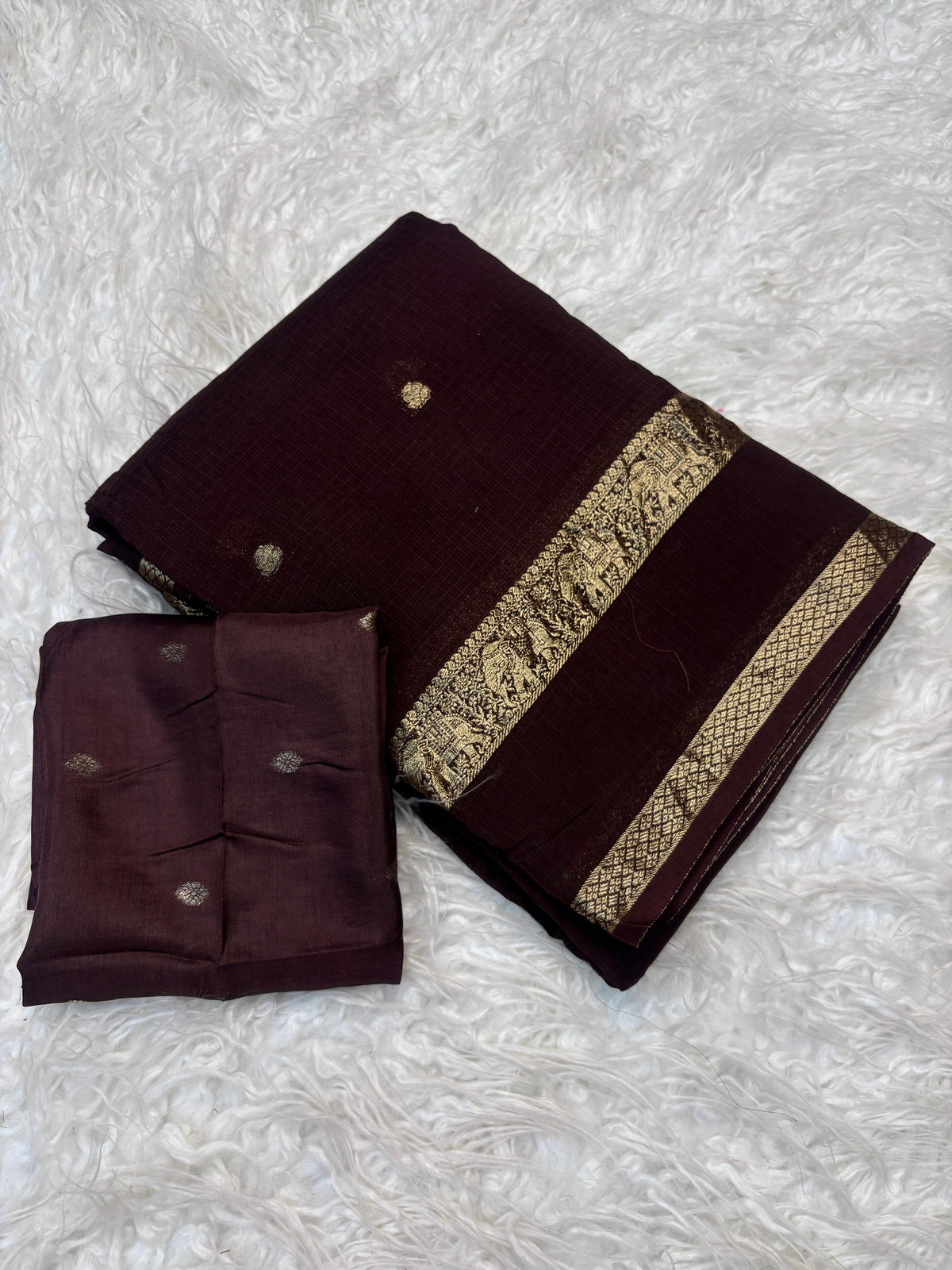 Pure Viscose Kota Doriya Saree with Jacquard Weaving Border