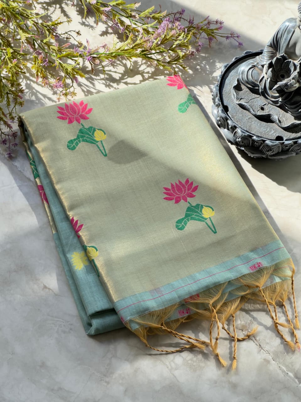 Sky blue colour Soft Munga Cotton Lotus Jamdani Saree
