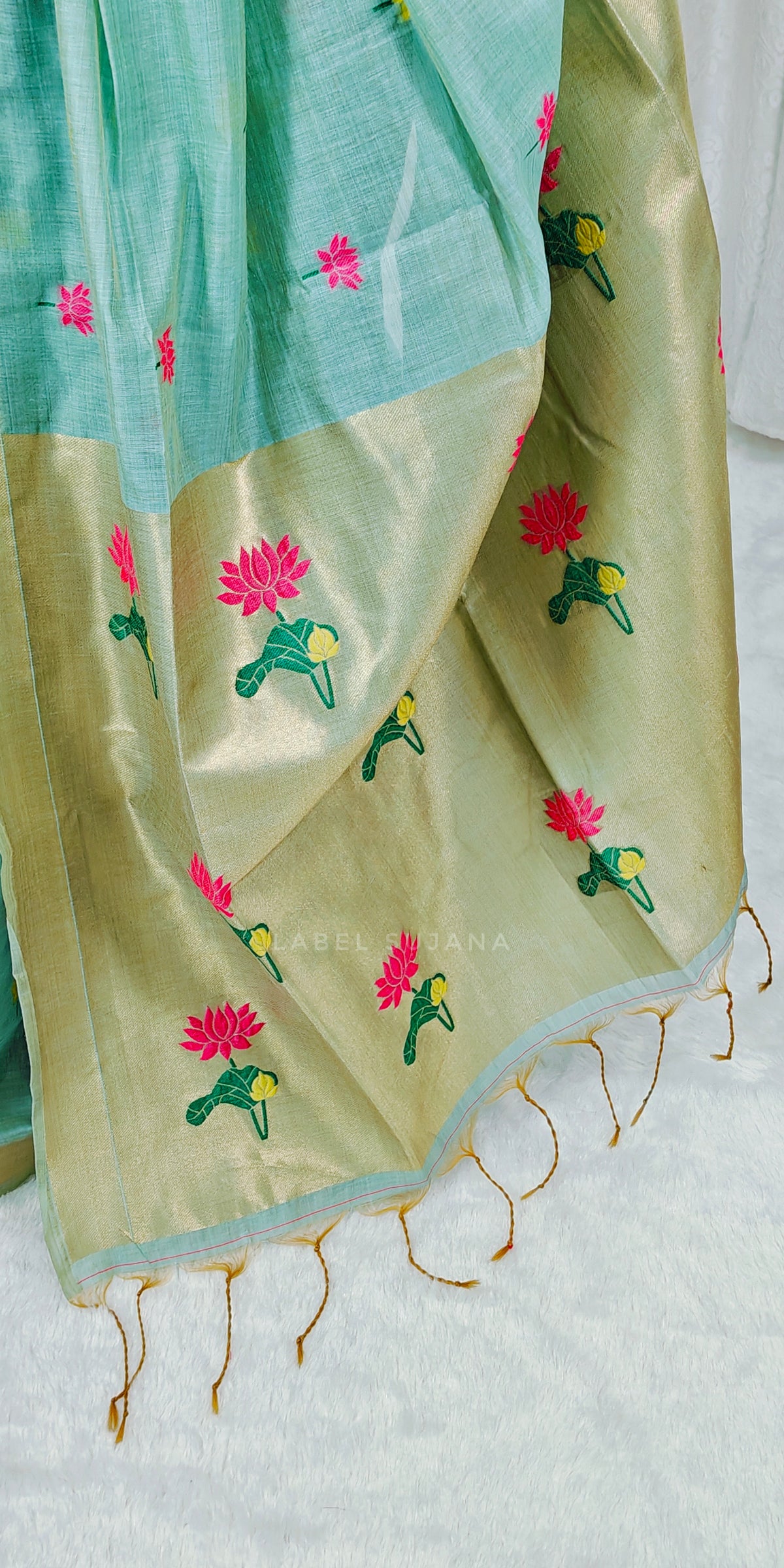 Sky blue colour Soft Munga Cotton Lotus Jamdani Saree