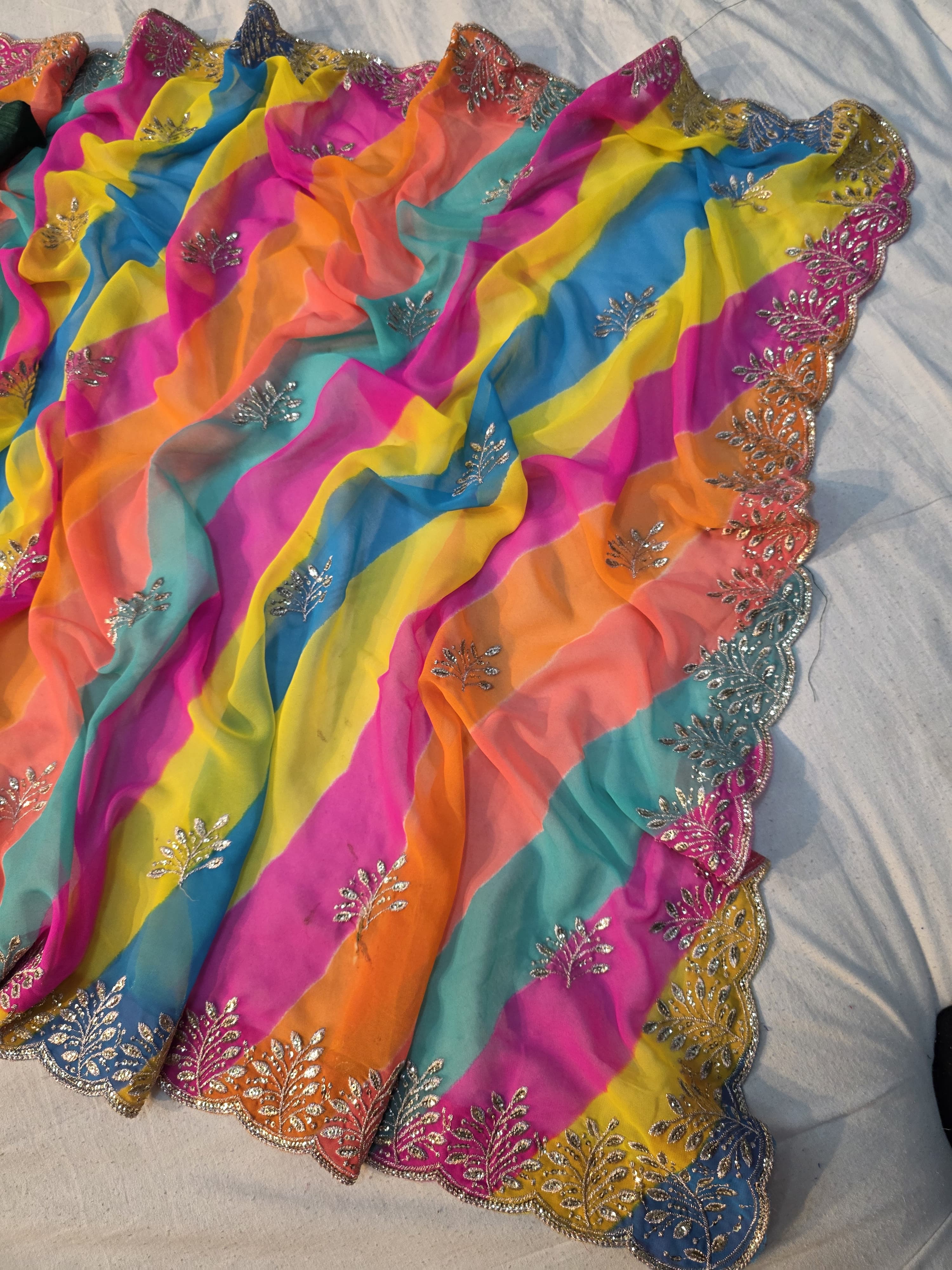 Multicolour 