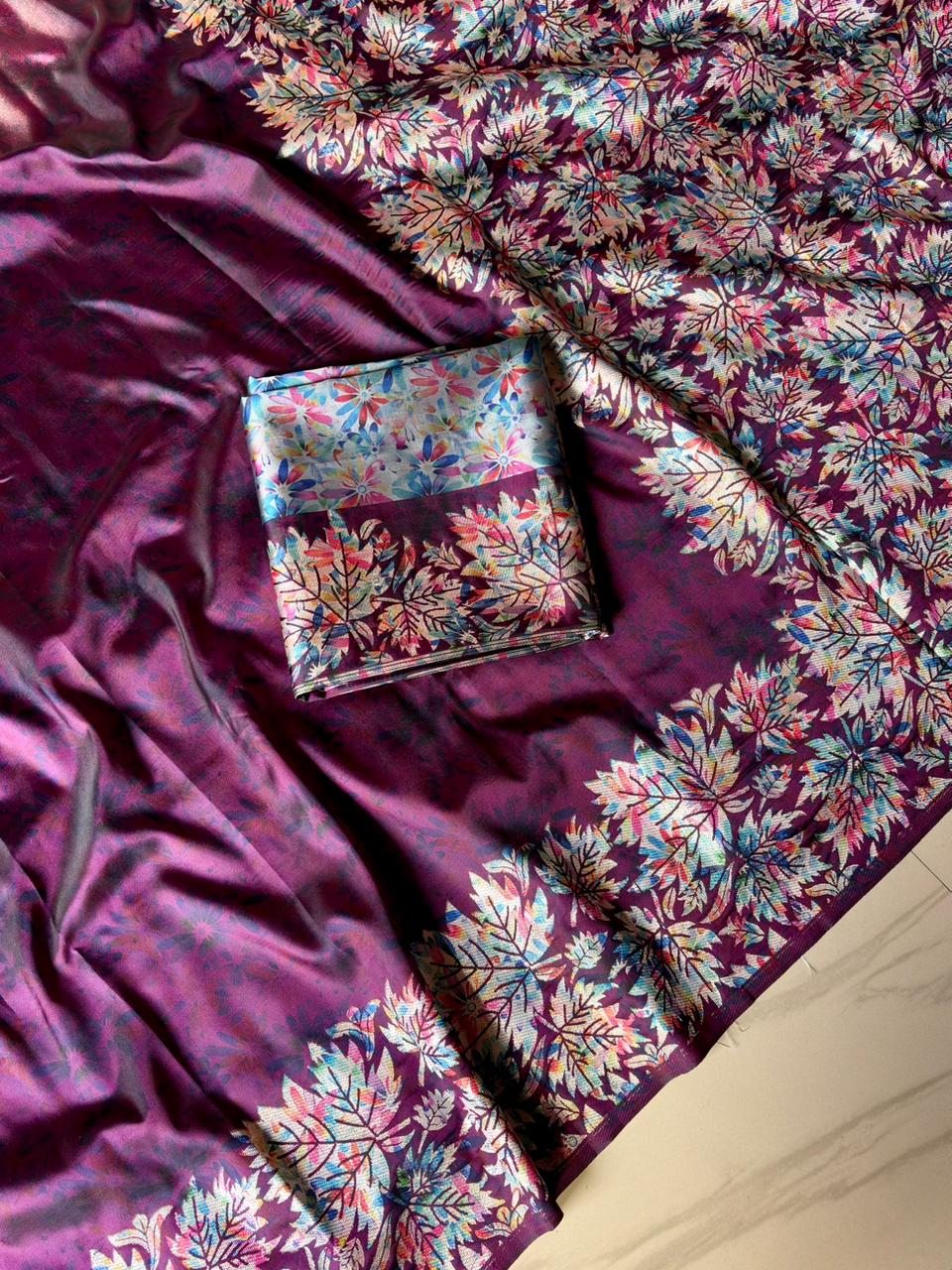 Wine fabric with floral patterns 