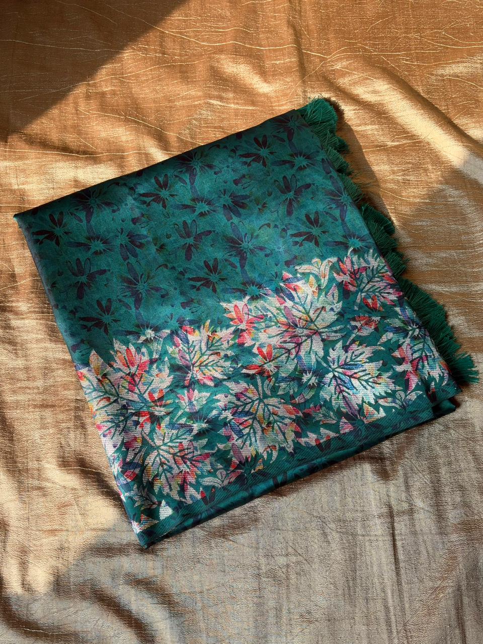 Rama Green fabric with floral patterns 