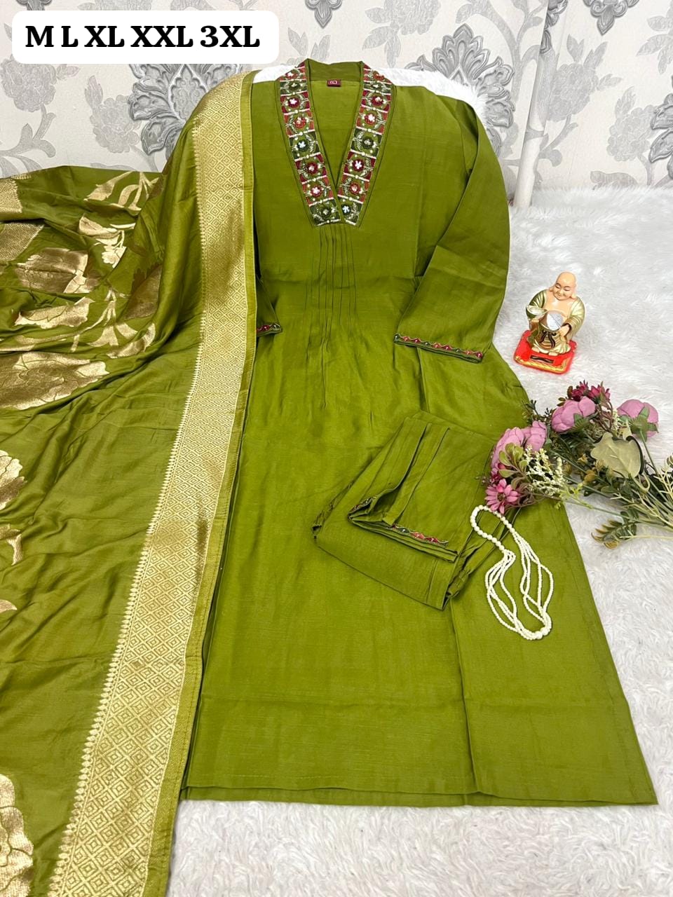 parrot green