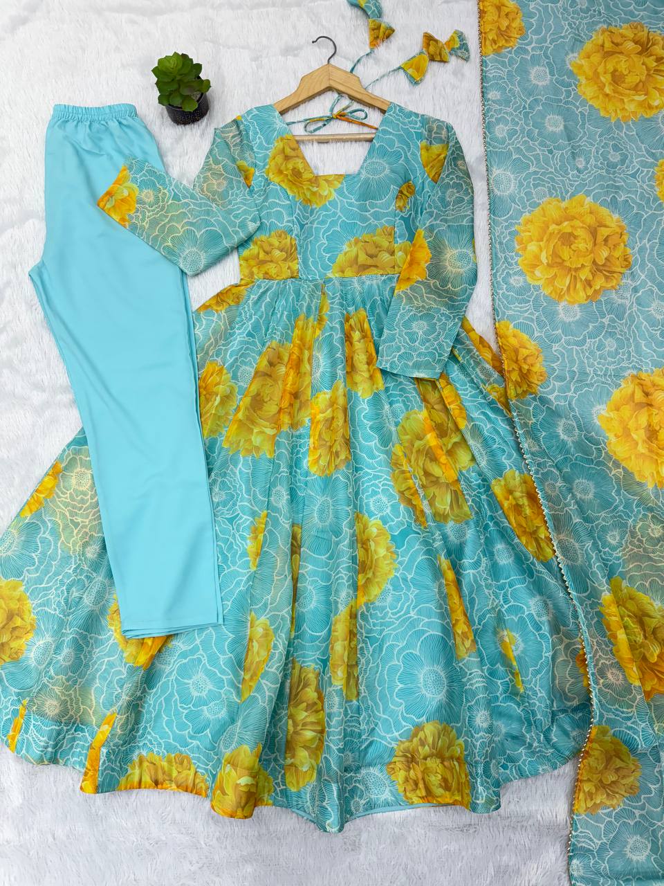 Turquoise blue 