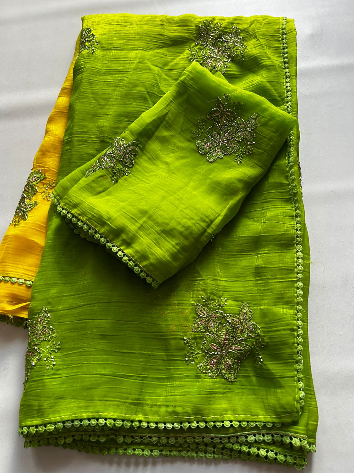 Parrot Green 