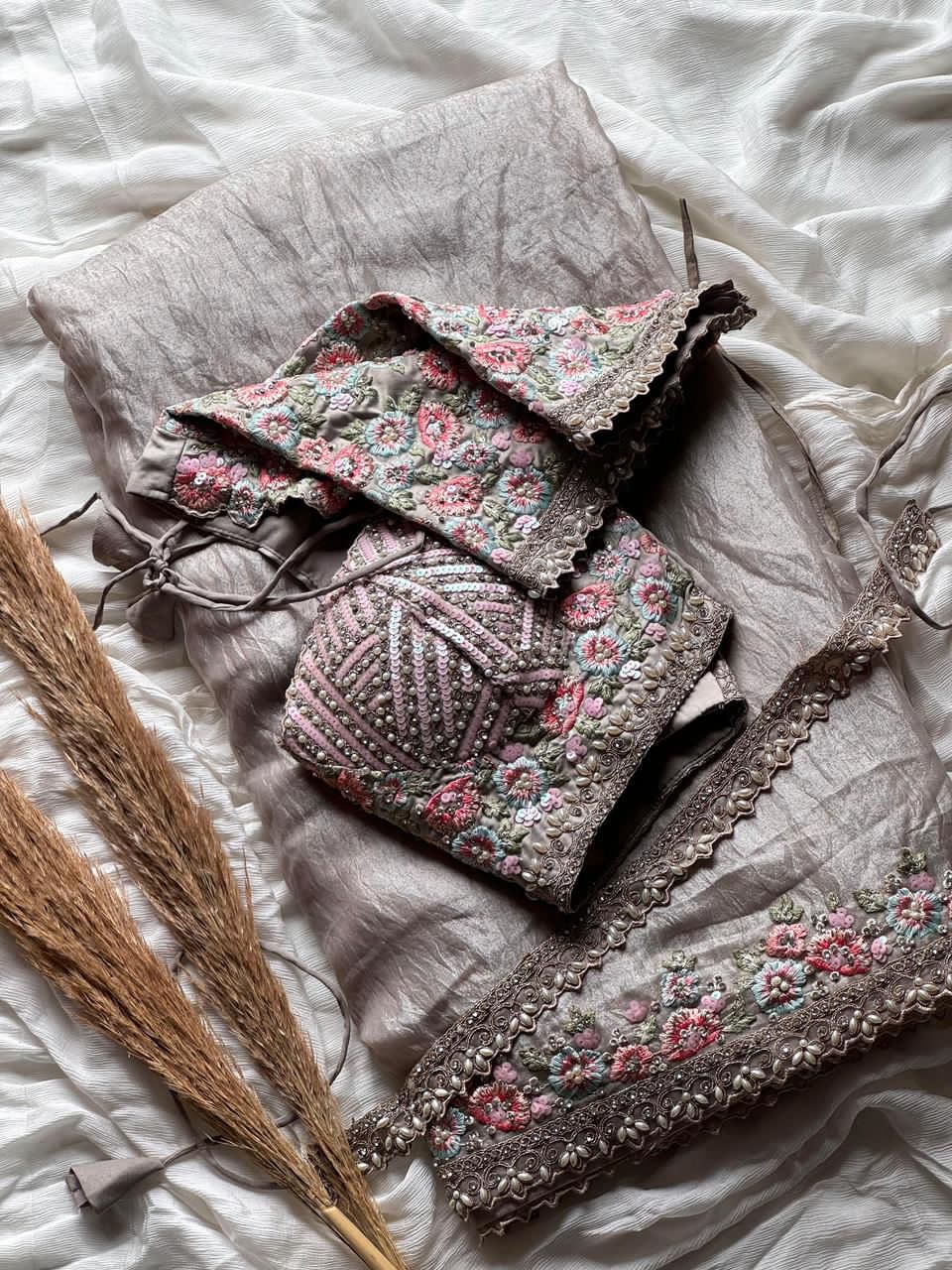 1 minute Cocktail Saree