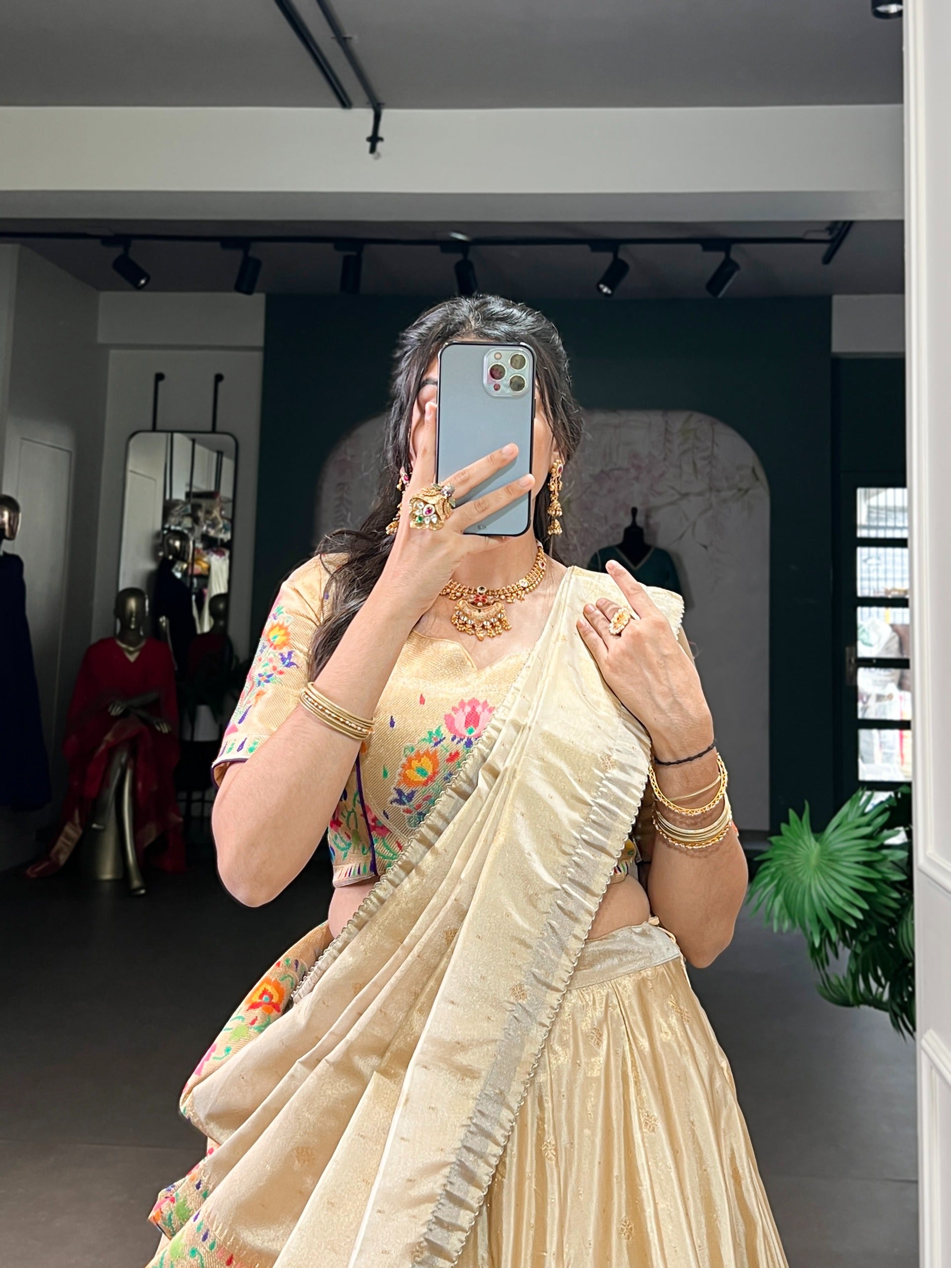 Beige 3