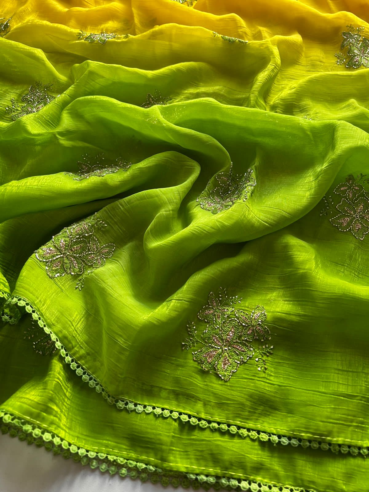 Parrot Green 