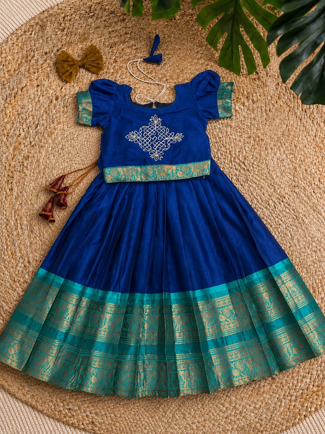 Royal blue 