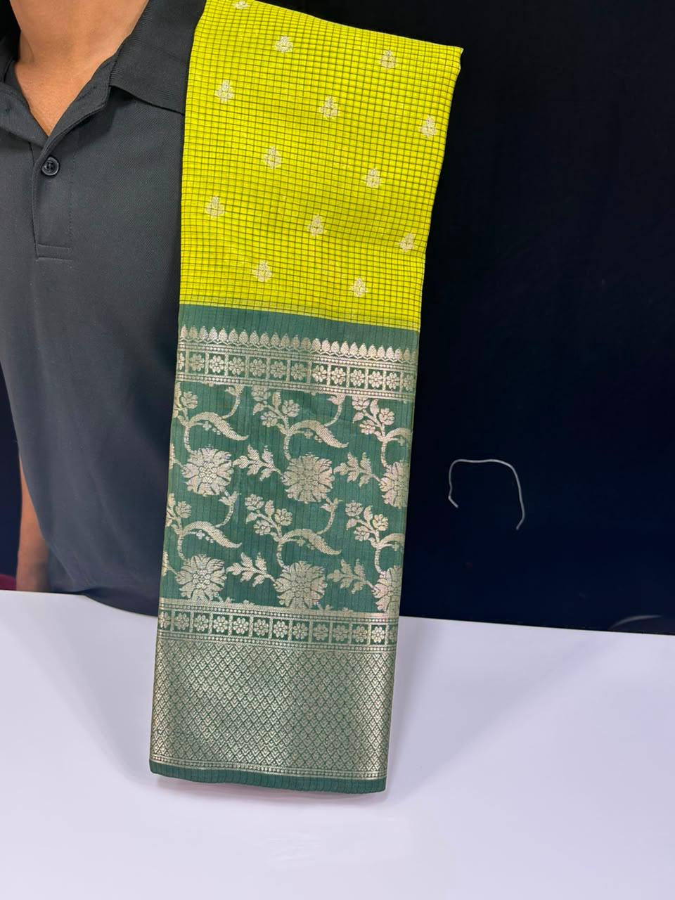 Light green 