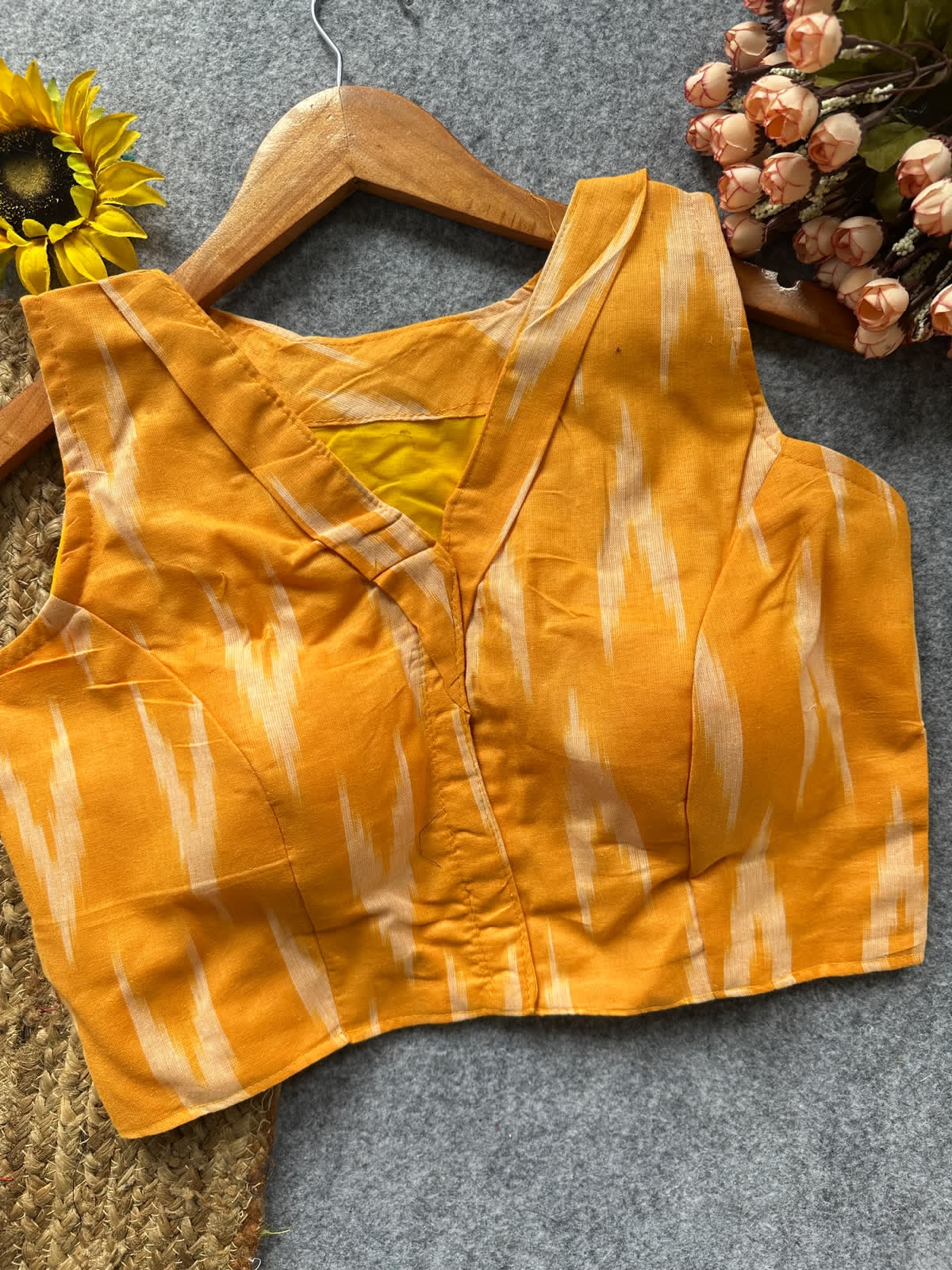  Dark Yellow 