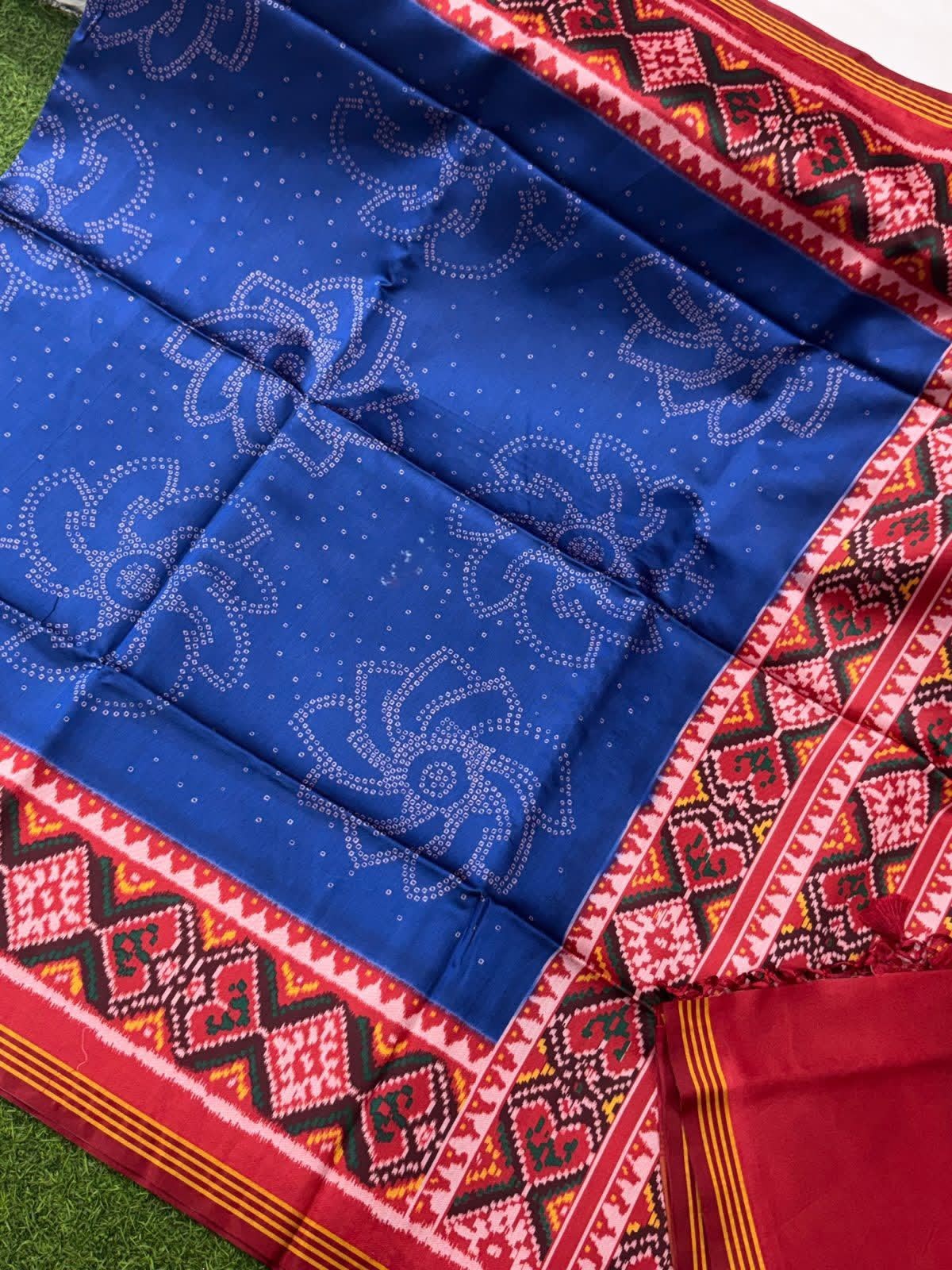 Royal blue 
