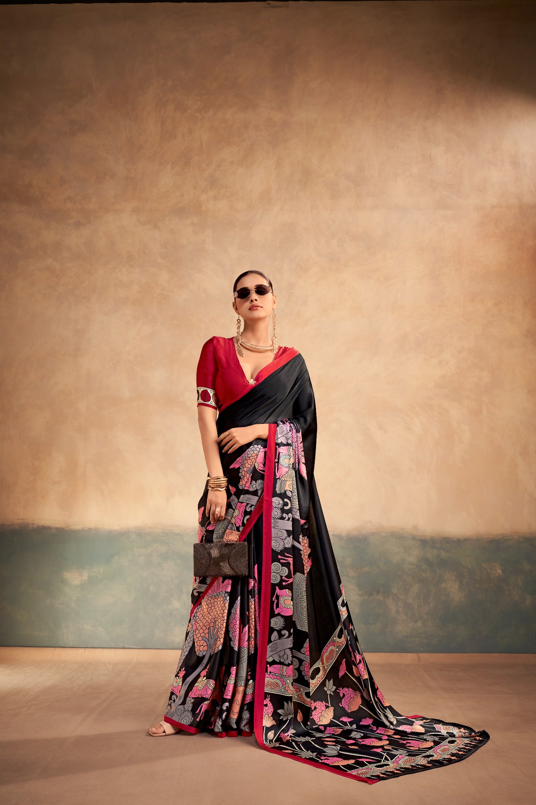  pink saree with floral patterns 