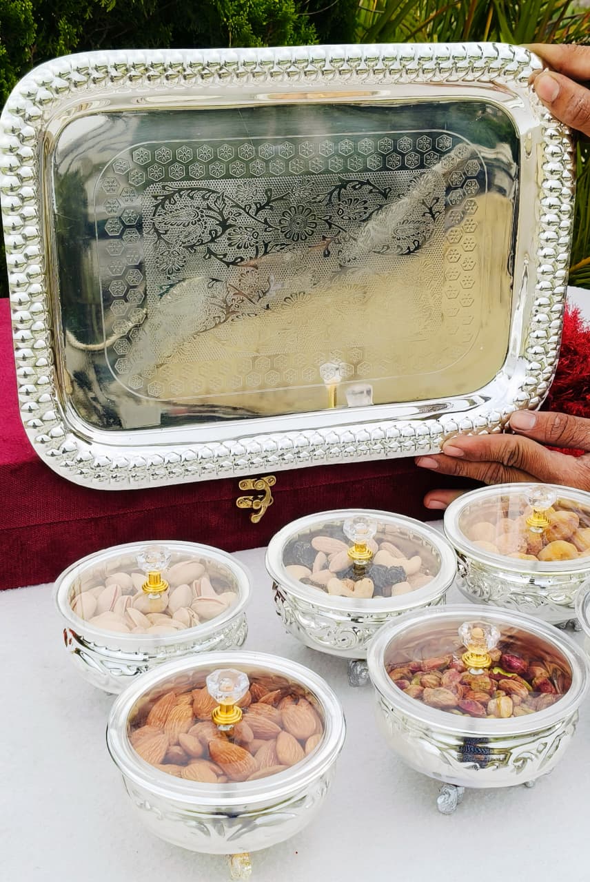 German silver 6 piece acrylic lid elephant urli with tray set