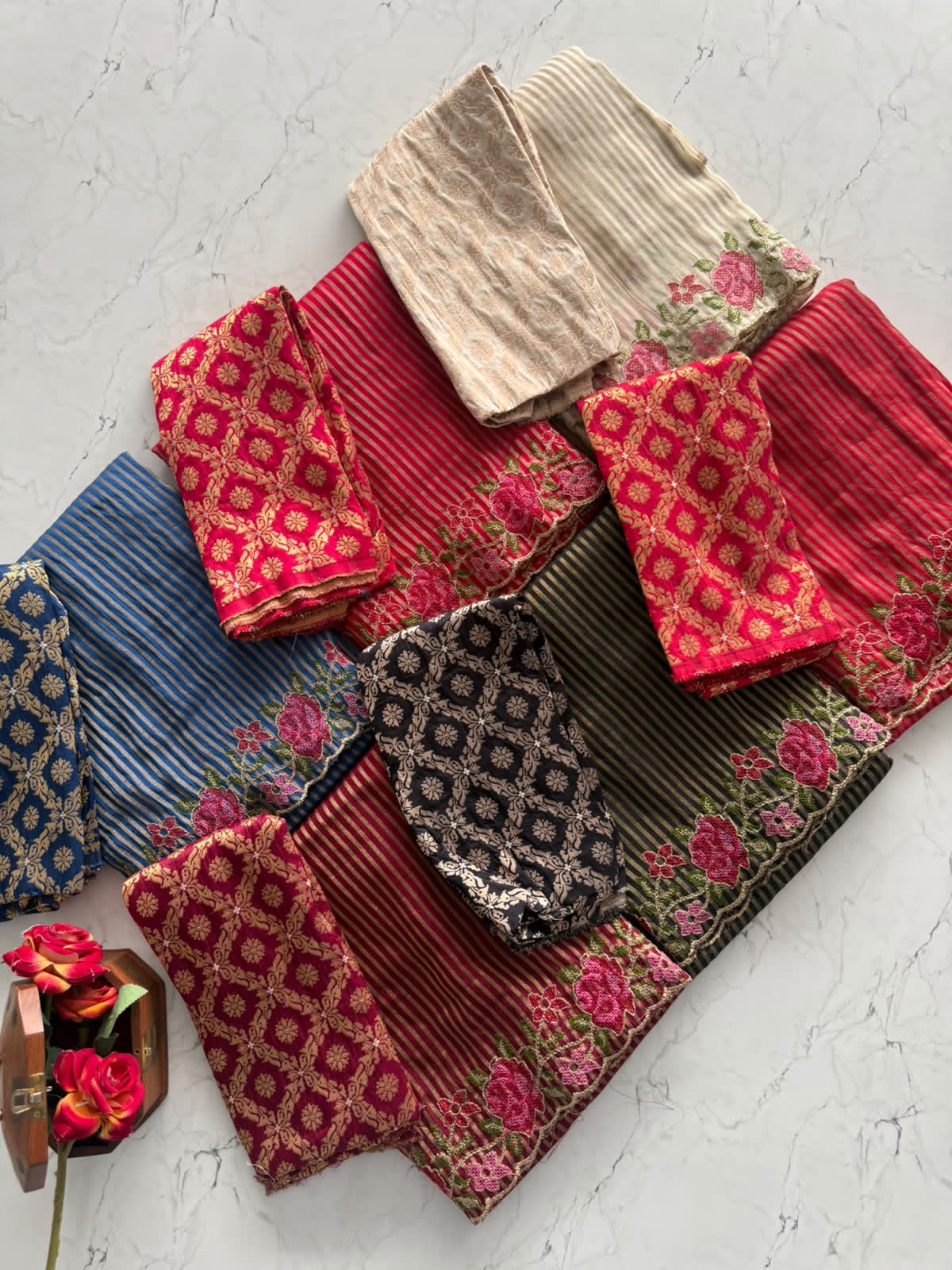 Black,Rani pink,Red,off White, Blue, Magenta pink 