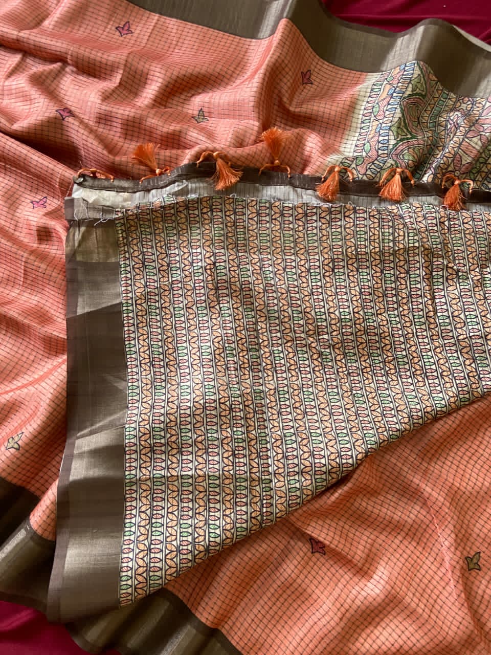 Traditional Peach saree and  patterned border