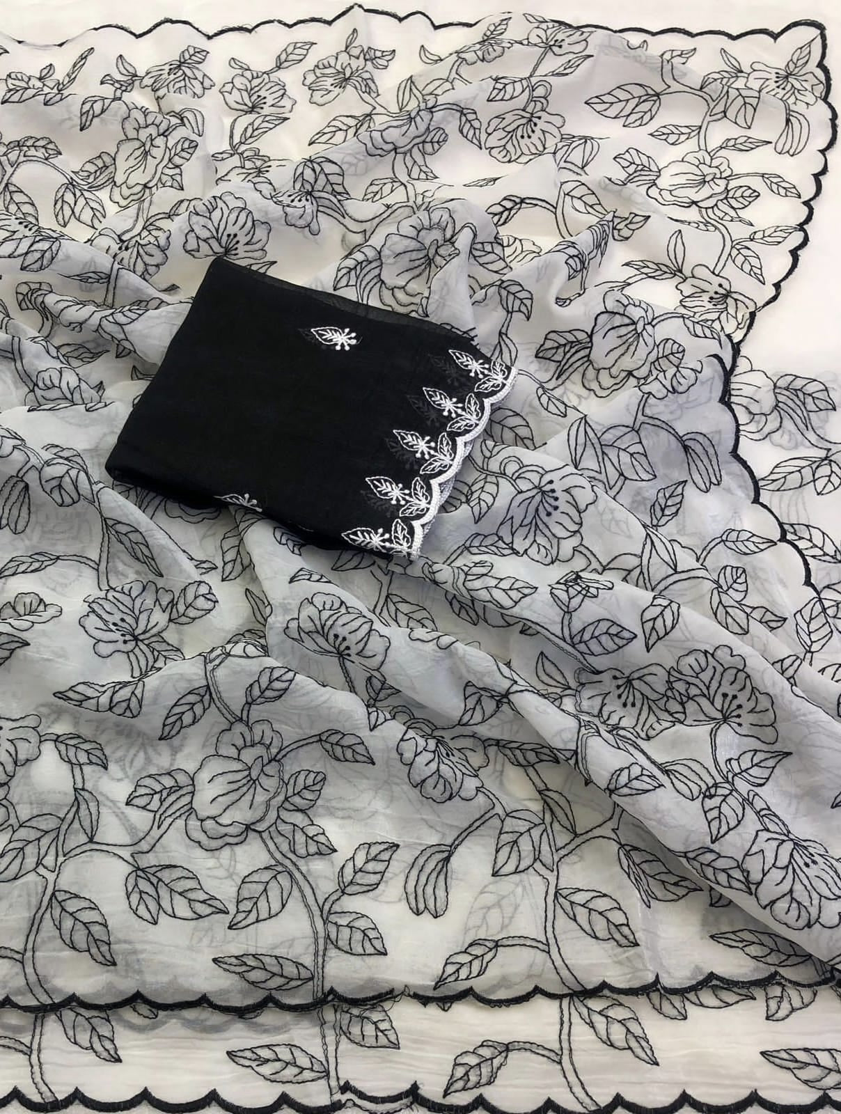 Crunchy crush saree