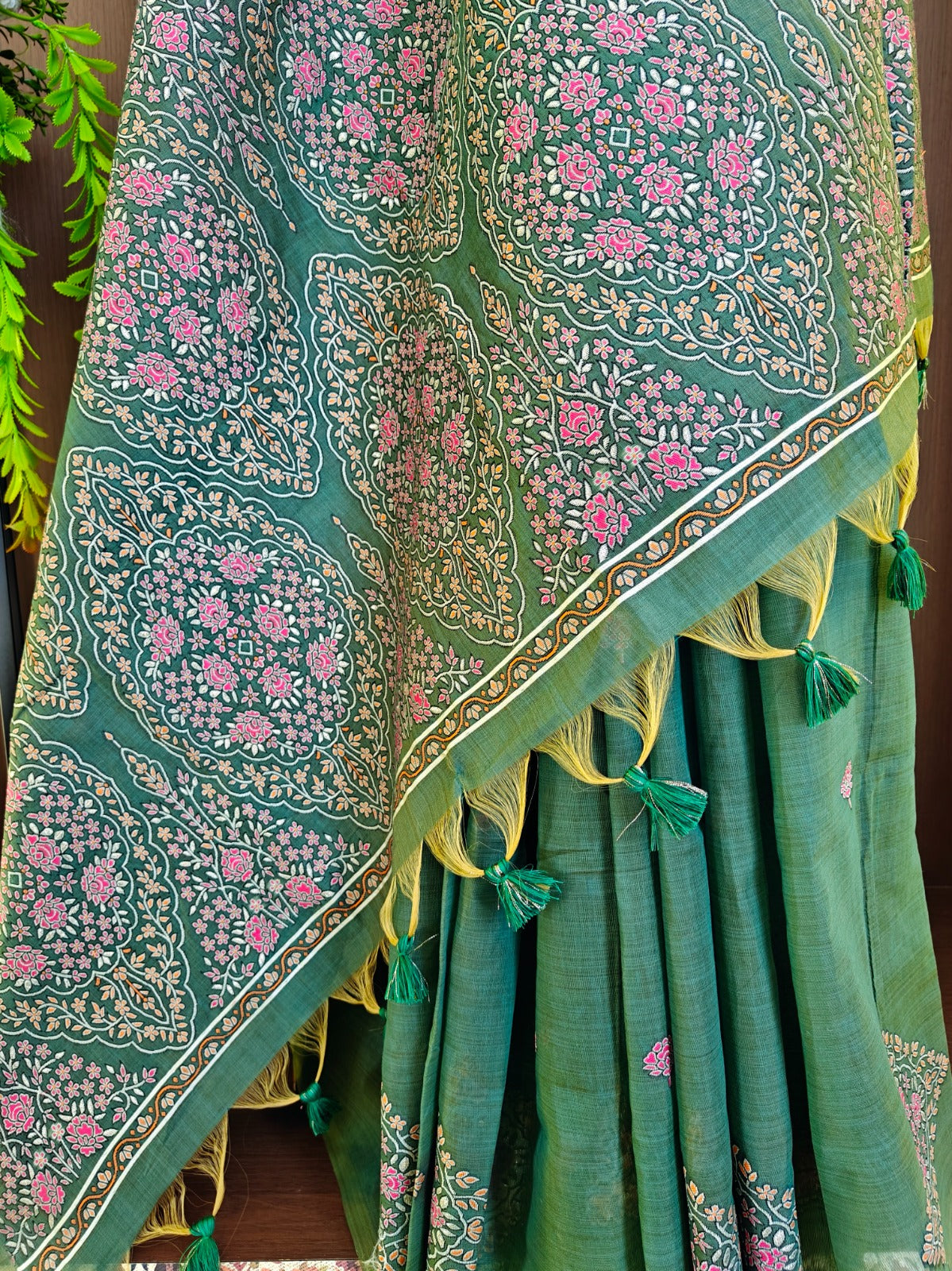 Sea green 