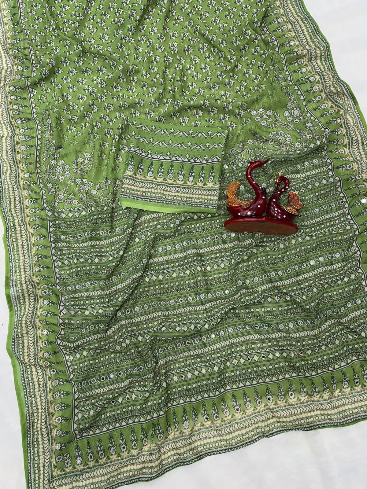 Mehandi green