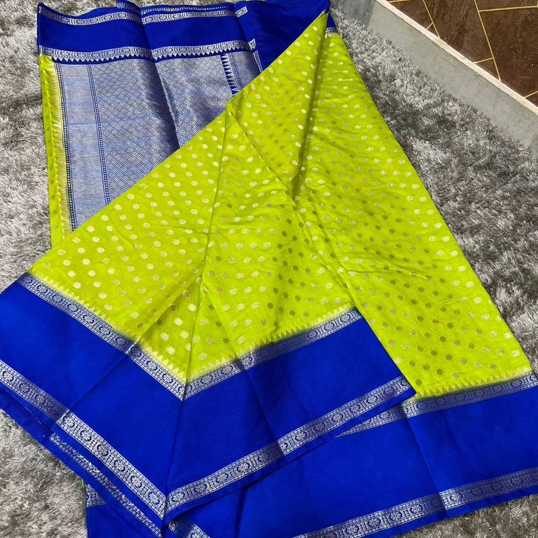 Light green 