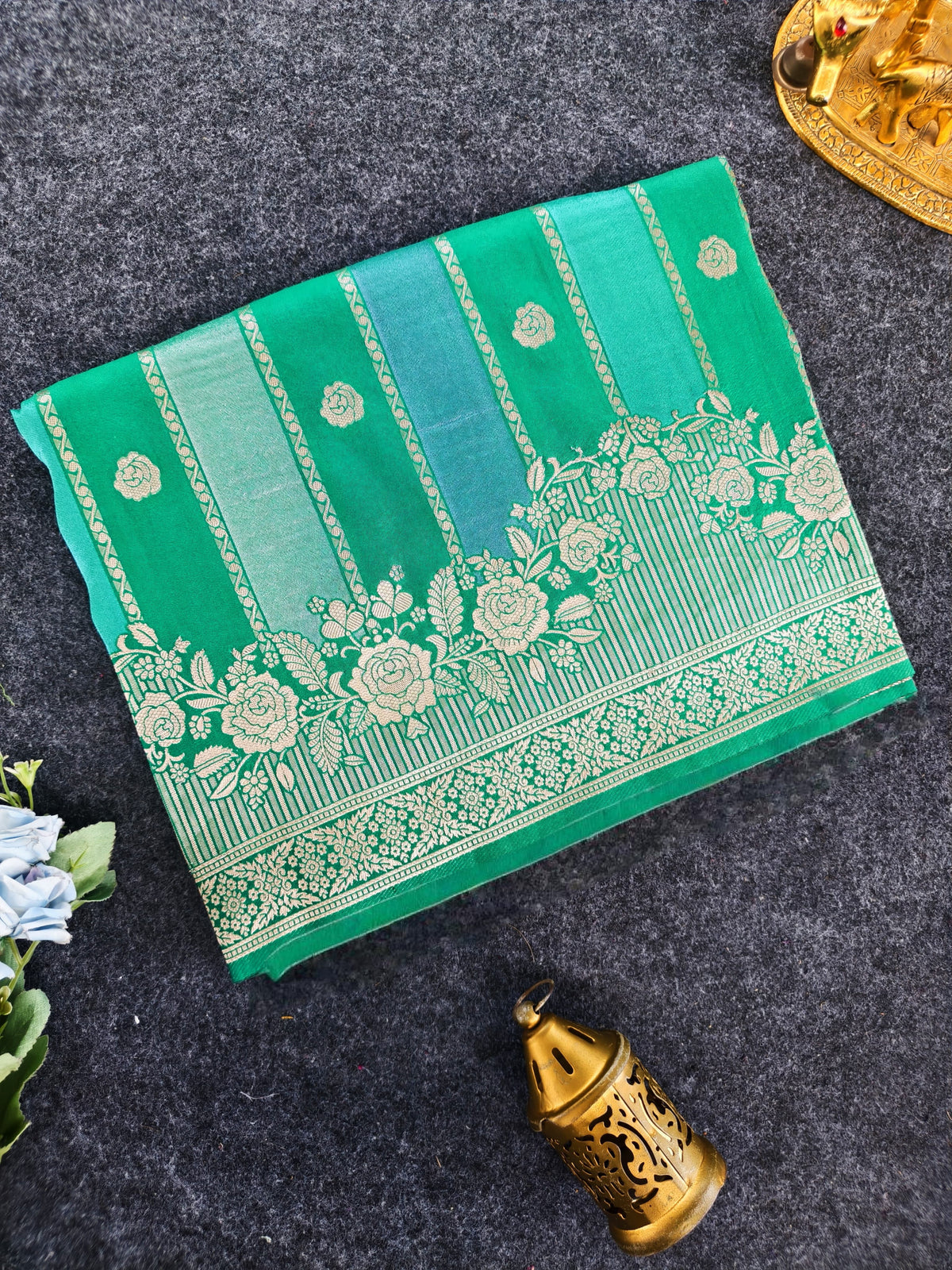 Pastel green 