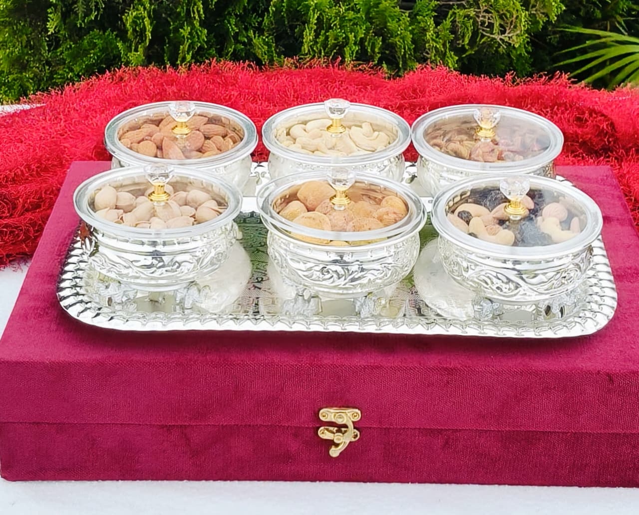 German silver 6 piece acrylic lid elephant urli with tray set