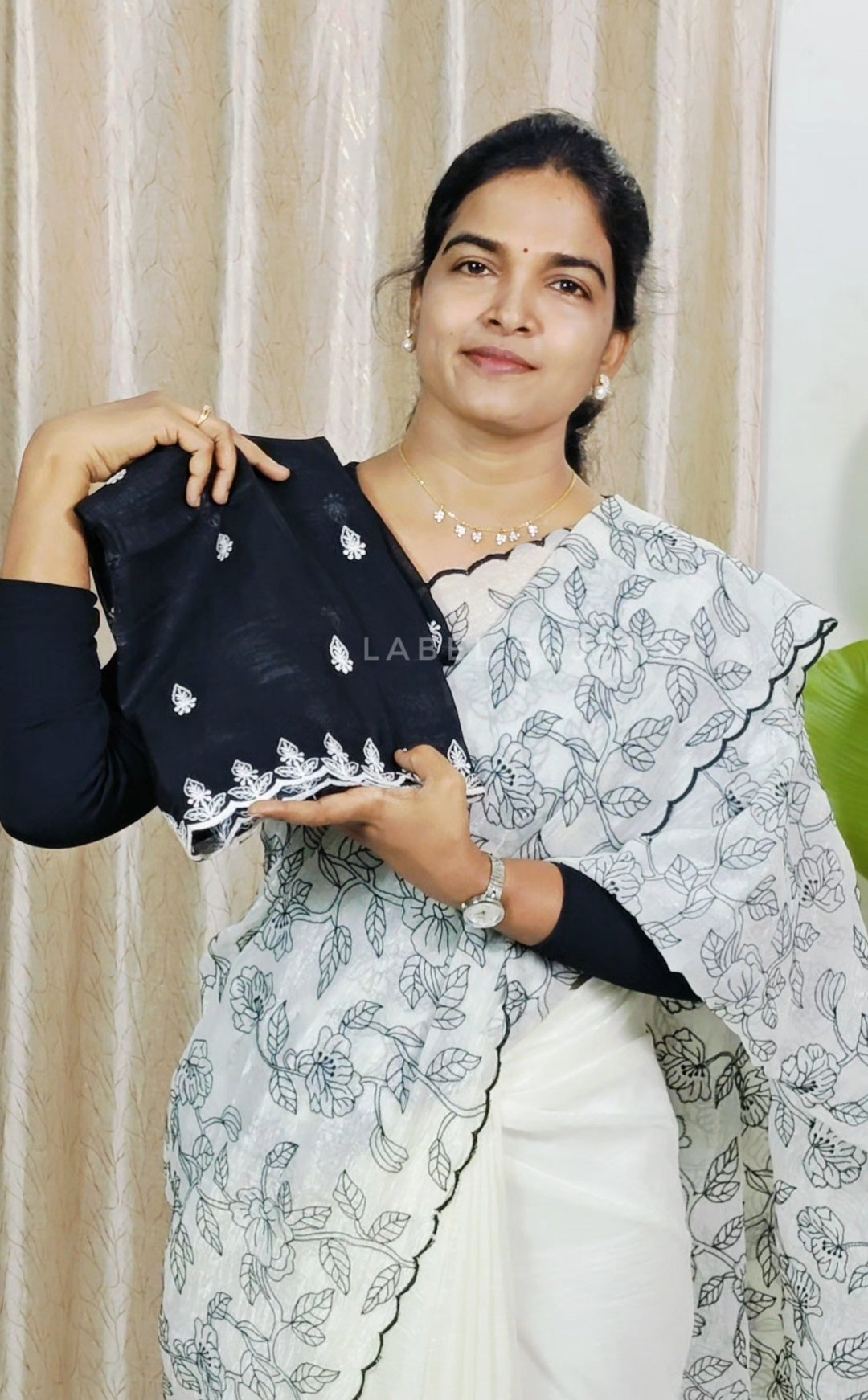 Crunchy crush saree LSS07