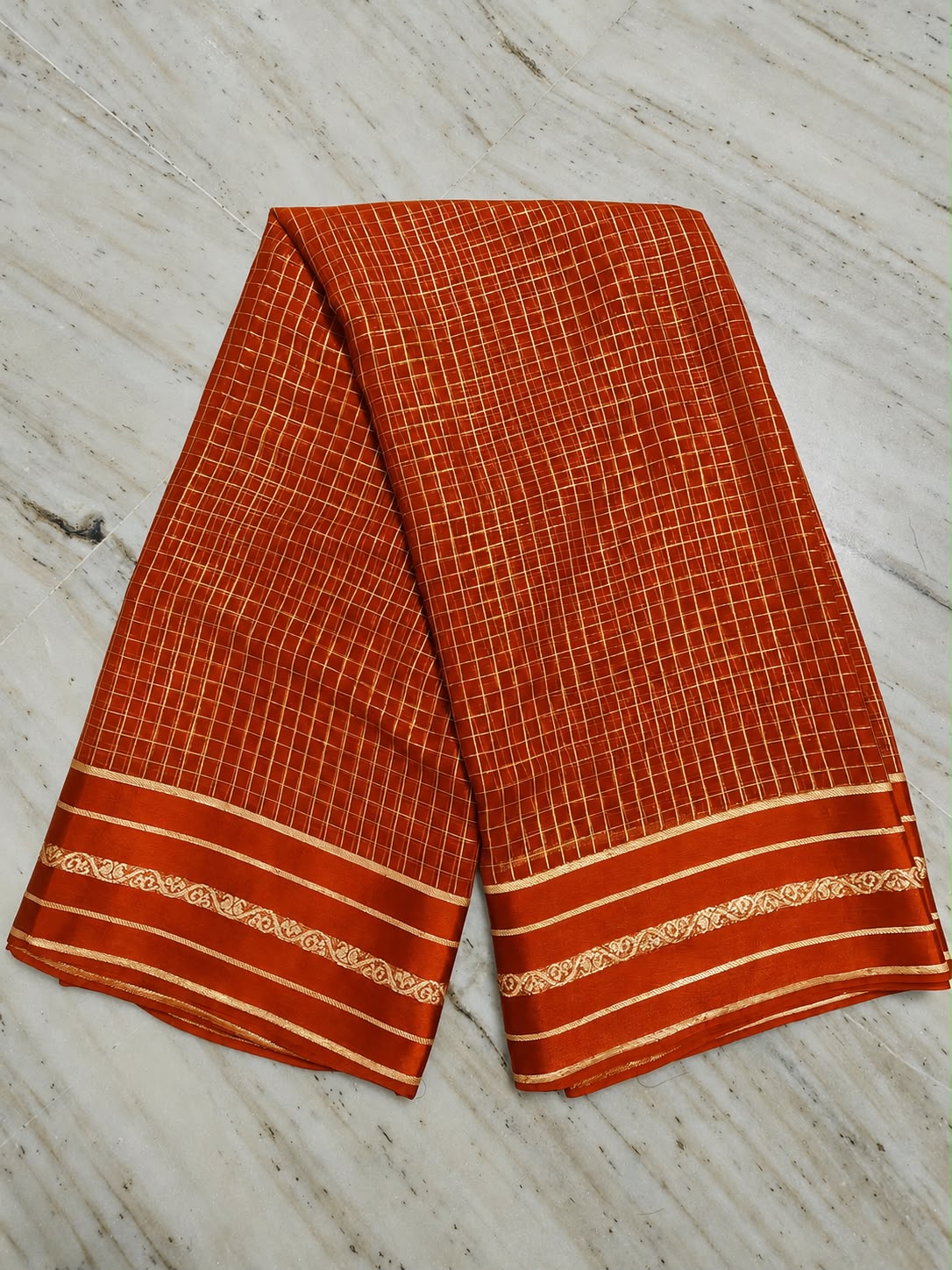 Rust orange 