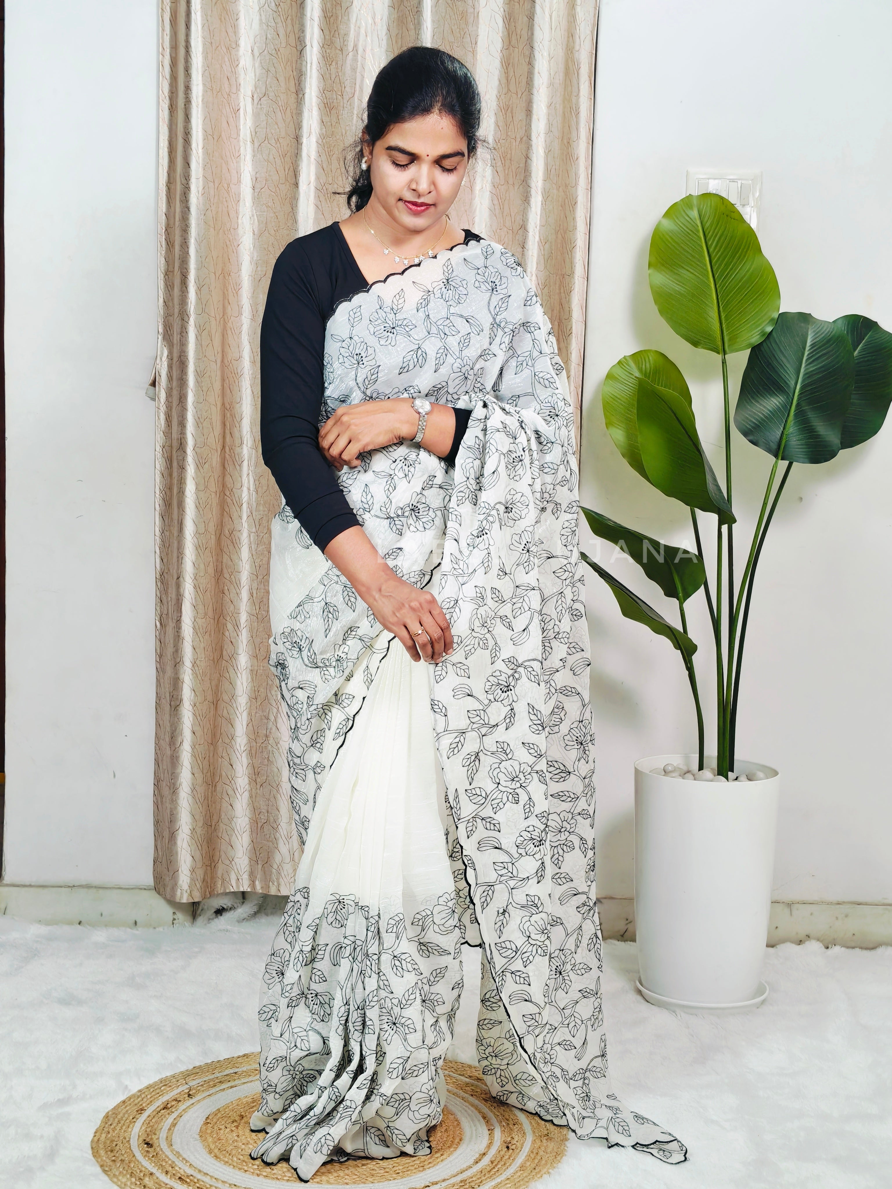 Crunchy crush saree LSS07