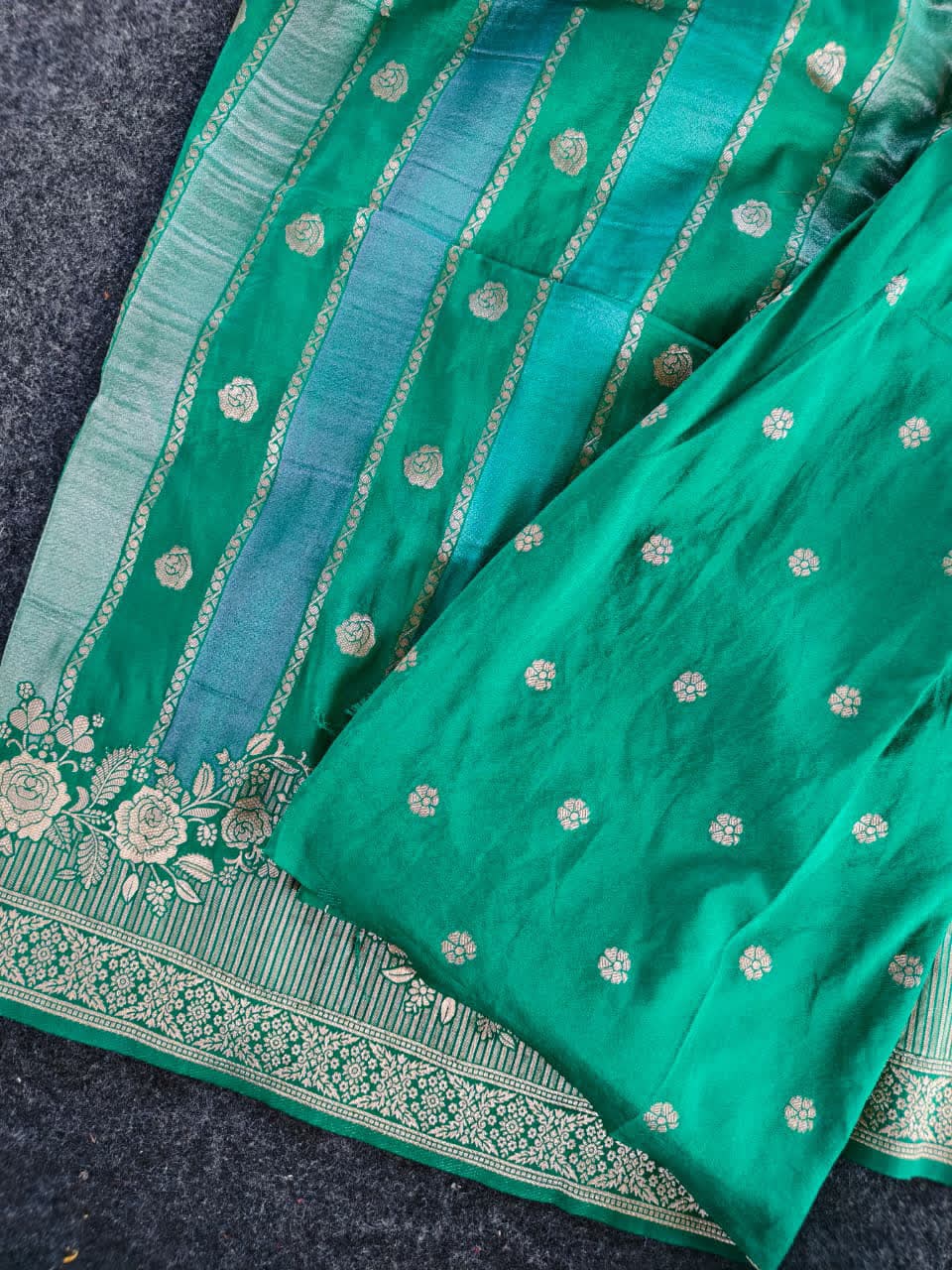 Pastel green 