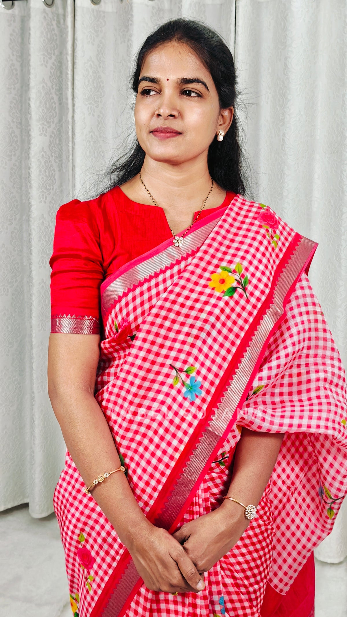 Pink colour Mangalagiri checks and floral saree