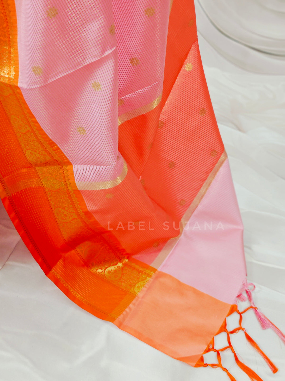 Vintage Style Soft Banarasi Silk Saree LSS26