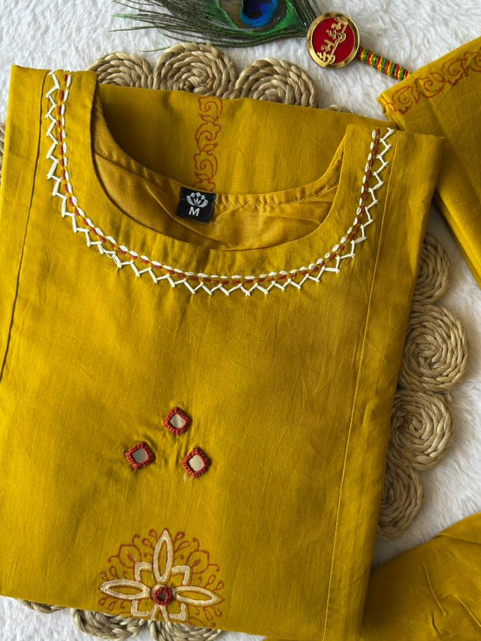 Mustard Yellow 