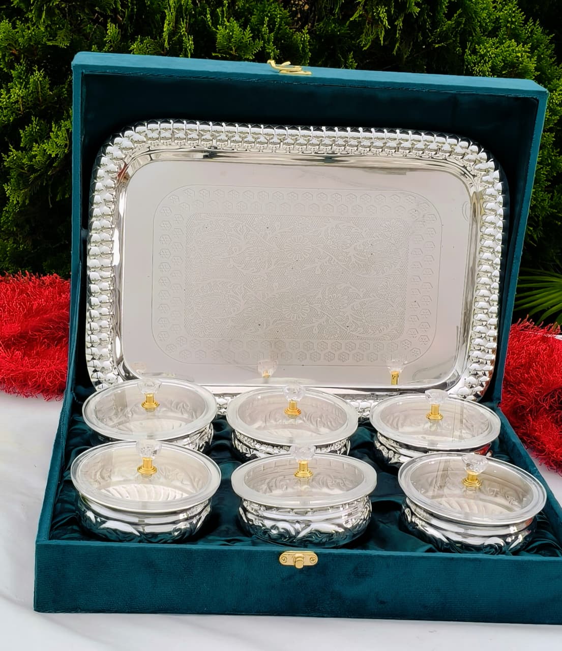 German silver 6 piece acrylic lid elephant urli with tray set