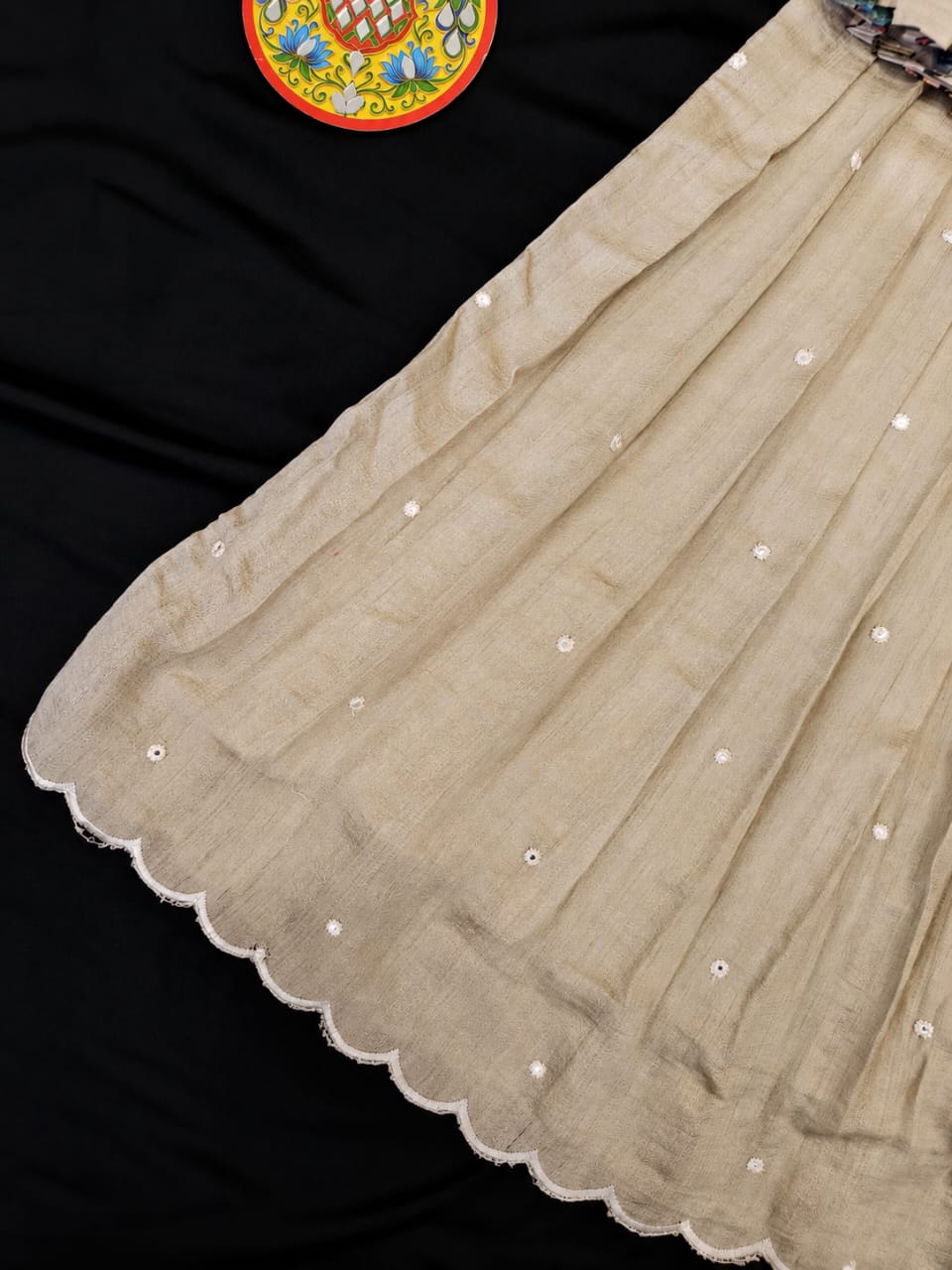 Beige 4
