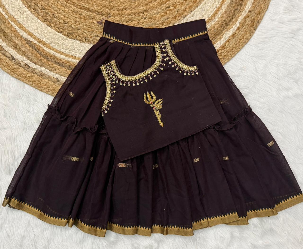 Dark brown 