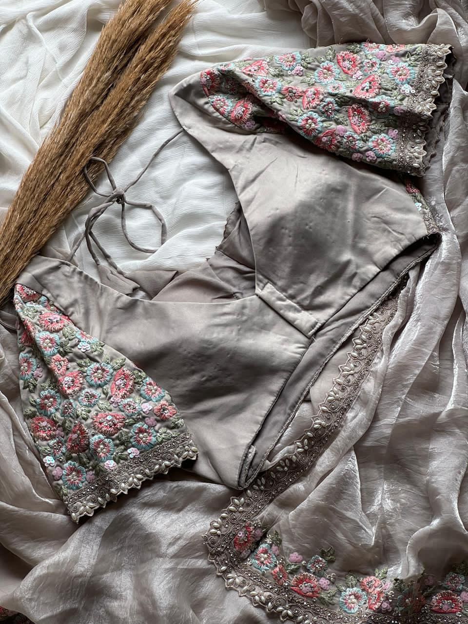 1 minute Cocktail Saree