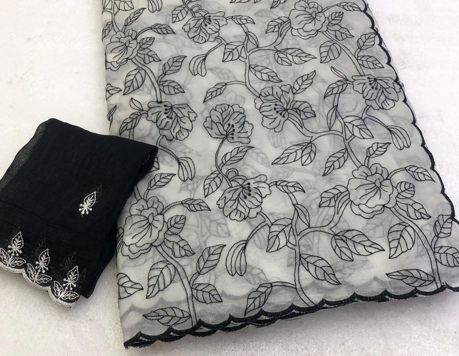 Crunchy crush saree