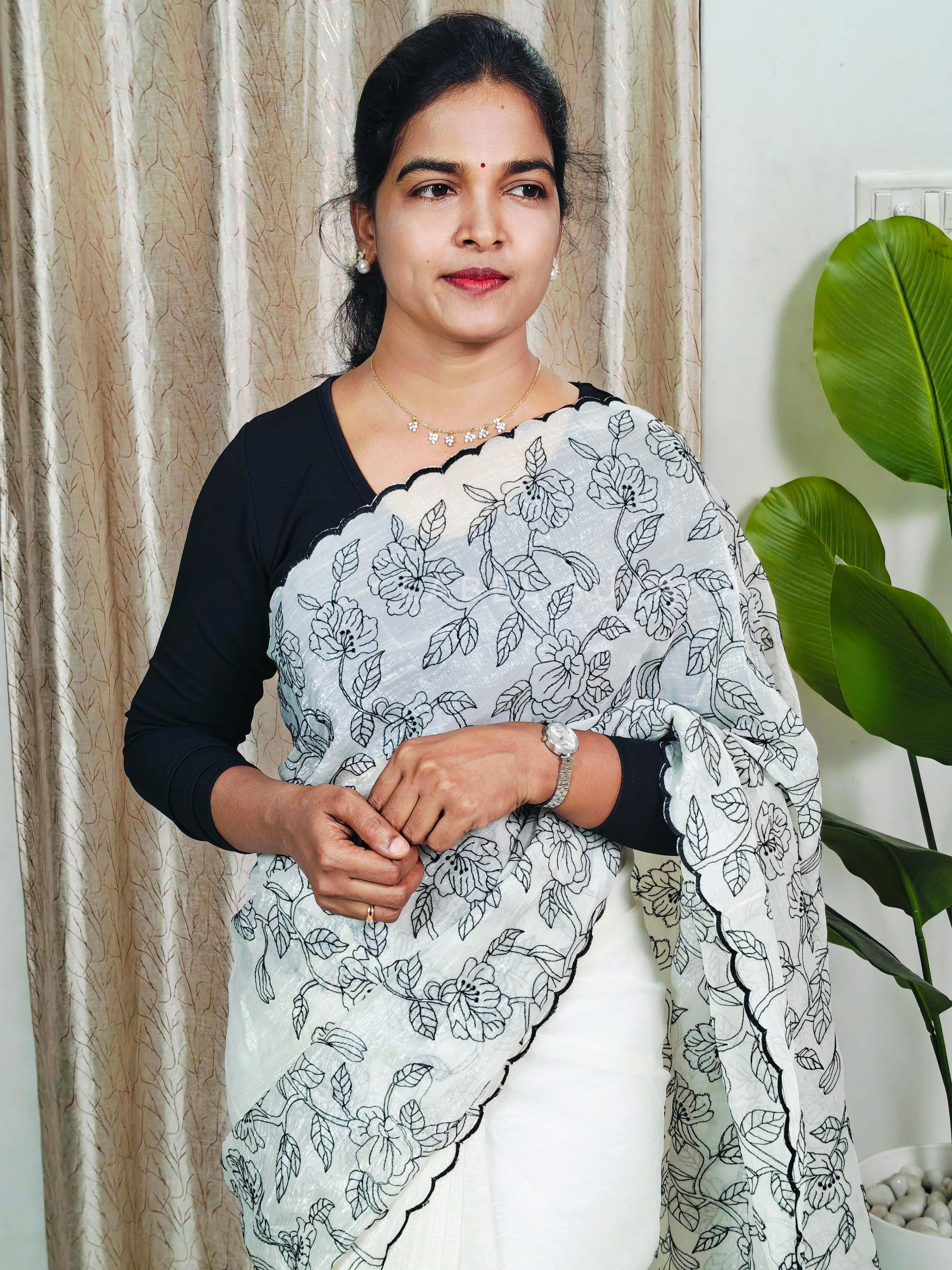 Crunchy crush saree LSS07