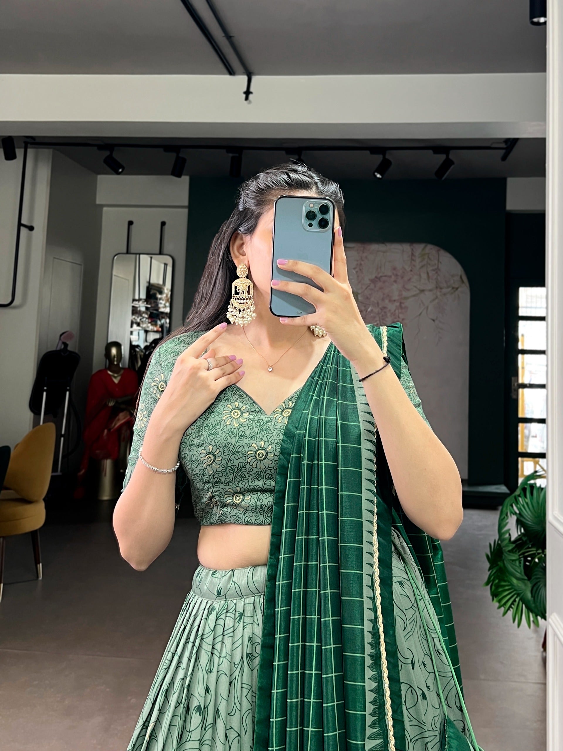 Bottle green 
