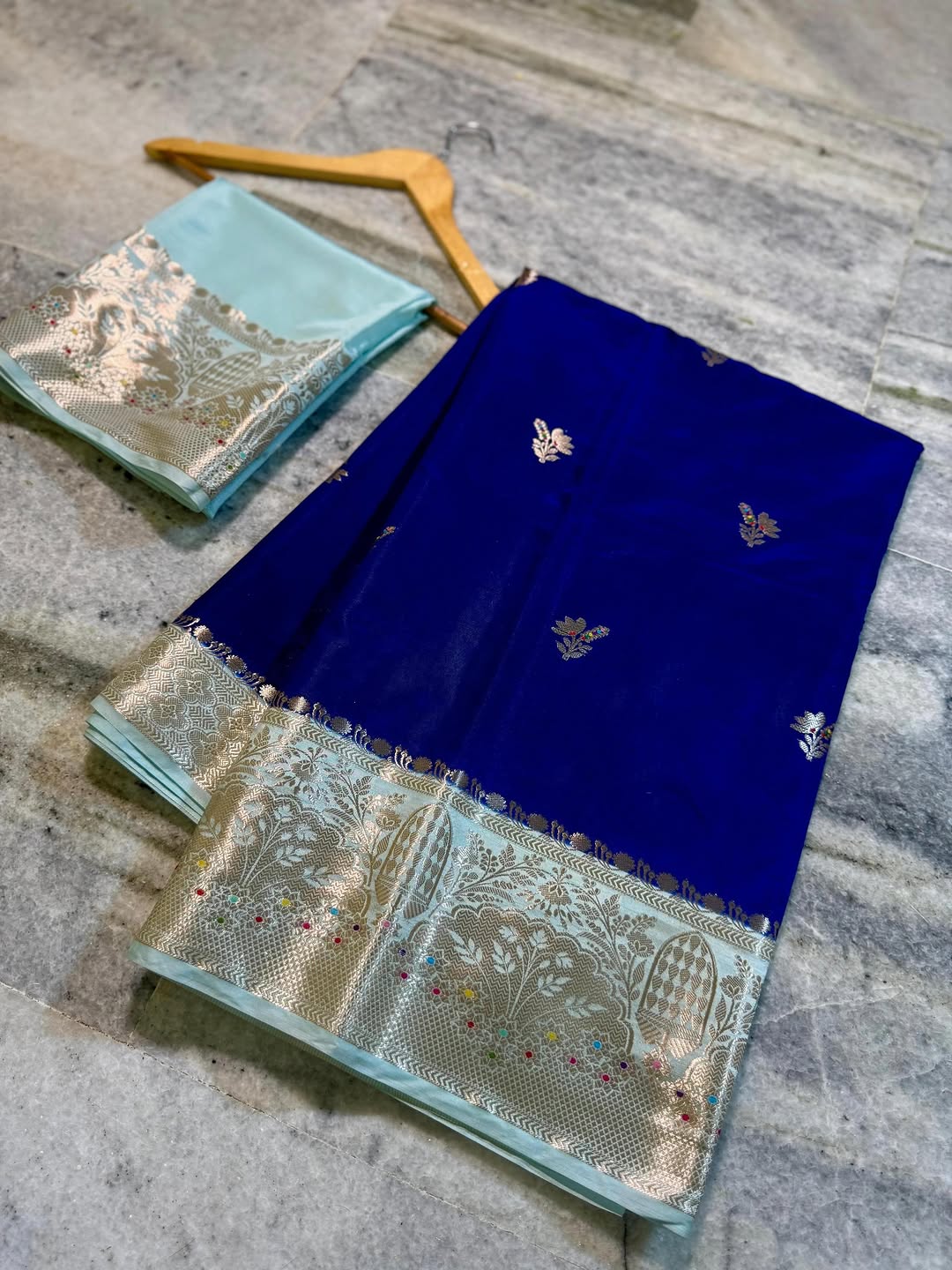 Royal blue 